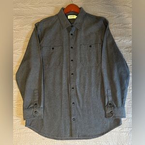 Taylor Stitch The Utility Shirt in Indigo Crosshatch. XL-44